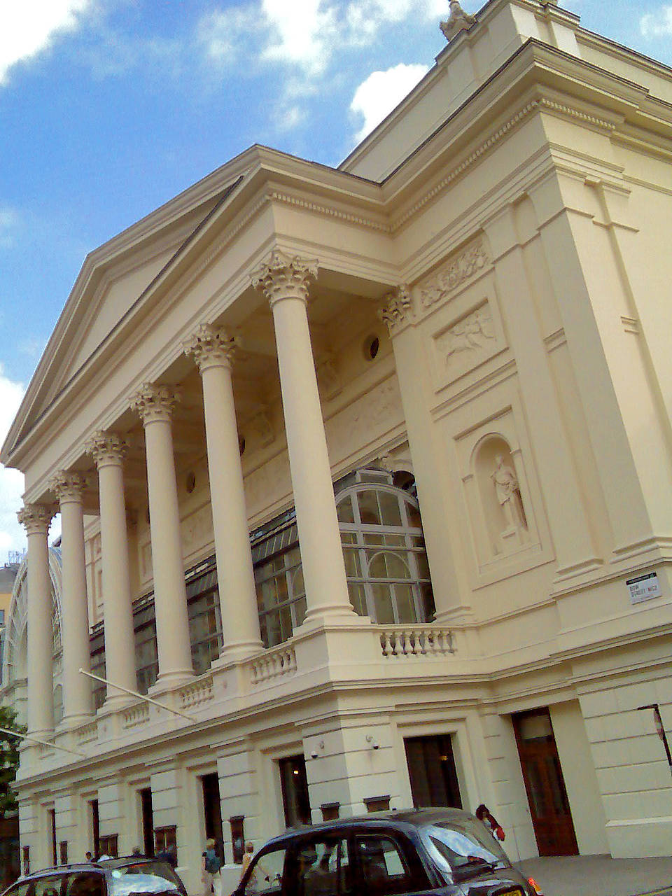 Bedeutend und sch&ouml;n: Das Royal Opera House in Covent Garden