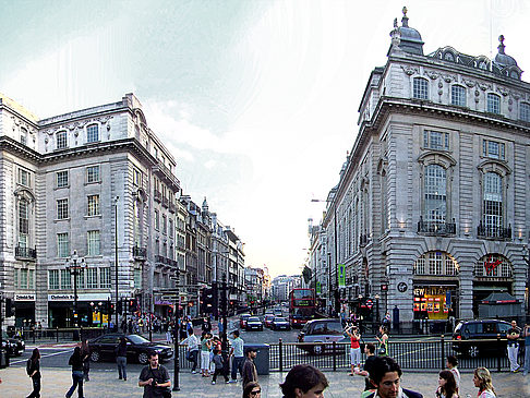 Piccadilly Circus